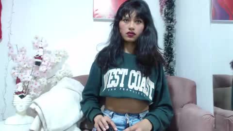 carla_77 online show from December 4, 12:58 pm