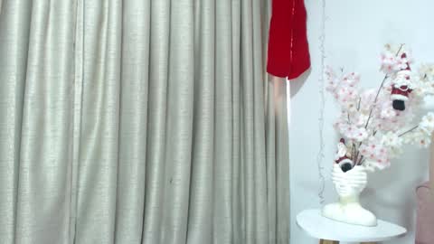 carla_77 online show from December 9, 12:40 pm