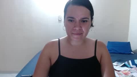 carlajames_1 online show from December 12, 2:26 am