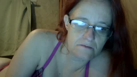 Snapshot of carleeswoman08 chatting on February 13, 2:09 pm carleeswoman08 online show from February 13, 2:09 pm