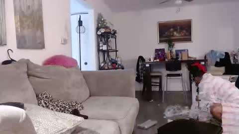 Carlie online show from January 14, 12:21 pm