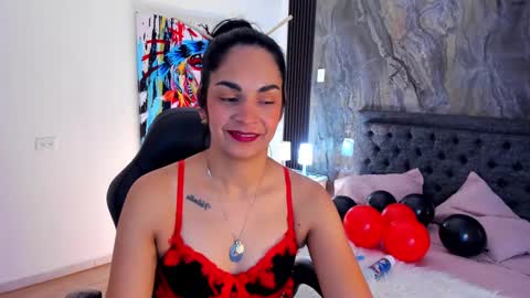 Snapshot of carlota_milf_30 chatting on January 21, 1:43 pm Carlota online show from January 21, 1:43 pm