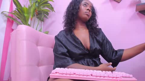 carlota online show from March 3, 7:35 pm