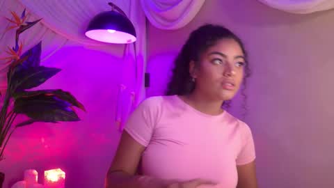 Snapshot of carly_monroe_ chatting on October 8, 11:53 pm Carly Monroe  online show from October 8, 11:53 pm