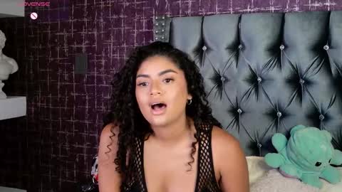 Snapshot of carly_monroe_ chatting on September 20, 11:03 pm Carly Monroe  online show from September 20, 11:03 pm