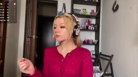Elina online show from July 14, 9:57 am