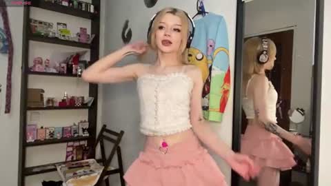 Elina online show from June 28, 9:21 pm