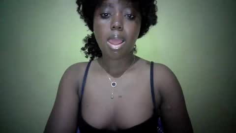 carmennalgona online show from November 3, 8:46 pm