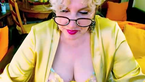 Carmen online show from June 15, 8:14 am