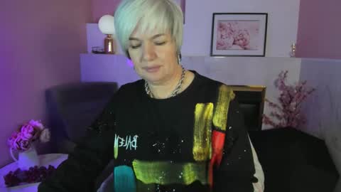 Carmen online show from October 26, 8:37 pm