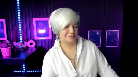 Carmen online show from December 1, 10:01 pm