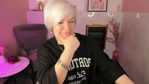 Carmen online show from April 24, 9:28 pm