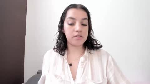 carmesix__ online show from April 15, 4:18 pm