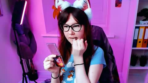 Snapshot of carol_carmen chatting on September 20, 8:12 am Carol online show from September 20, 8:12 am