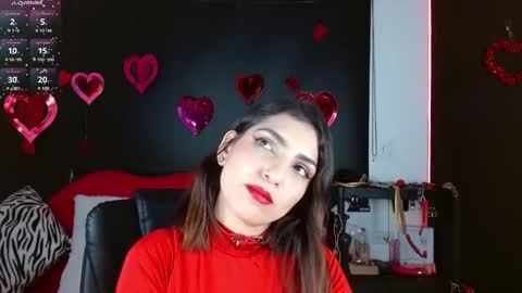 Snapshot of carolaine69_ chatting on February 28, 1:47 pm Caroline online show from February 28, 1:47 pm