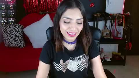 Snapshot of carolaine69_ chatting on February 20, 2:02 pm Caroline online show from February 20, 2:02 pm