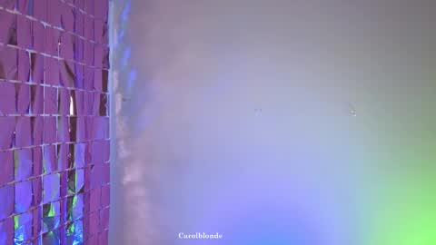 Snapshot of carolblonde chatting on October 26, 6:09 am Char online show from October 26, 6:09 am