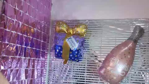 Snapshot of carolblonde chatting on October 19, 4:36 am Char online show from October 19, 4:36 am