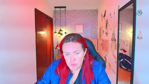 Carolin  online show from December 3, 2:56 am