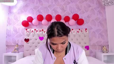Snapshot of carolina_evanss chatting on February 17, 3:36 am carolina evanss online show from February 17, 3:36 am