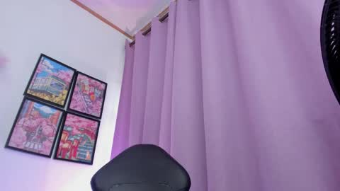 Snapshot of carolina_latinlady chatting on October 25, 10:05 pm Carolina online show from October 25, 10:05 pm