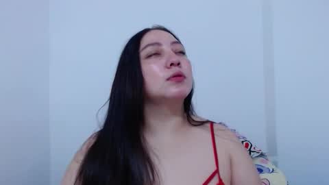 Snapshot of carolina_zabala_19 chatting on October 10, 5:29 pm carolina_zabala_19 online show from October 10, 5:29 pm