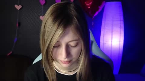 Snapshot of carolinaares chatting on February 21, 1:22 am Carolina online show from February 21, 1:22 am