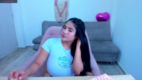 Carolina online show from December 5, 4:12 pm