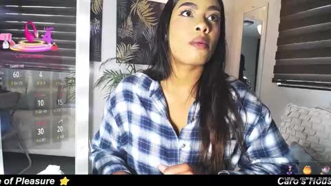 C A R O L I N E online show from January 8, 1:04 pm