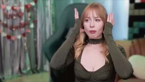 Caroline online show from February 7, 3:16 pm