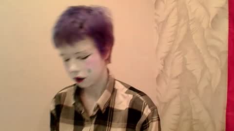 Snapshot of carolinerichter chatting on October 30, 5:32 am CarolineRichter online show from October 30, 5:32 am