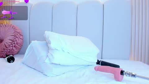 Snapshot of carolriveraa chatting on September 25, 9:56 pm Carol Rivera online show from September 25, 9:56 pm