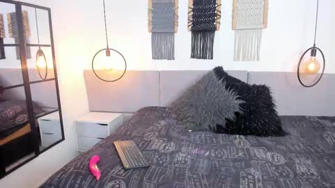 Carrie online show from October 6, 3:12 am