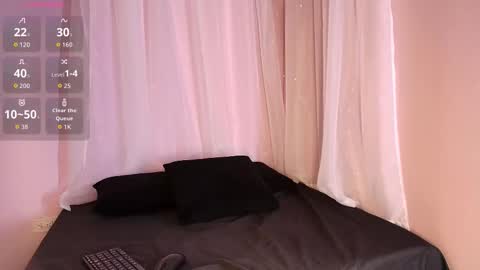 Snapshot of caseydevon chatting on October 8, 12:20 pm Casey online show from October 8, 12:20 pm