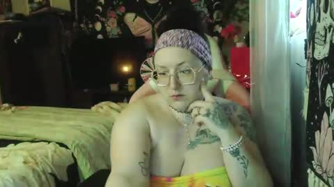 cashbratbrynn online show from May 17, 11:59 pm