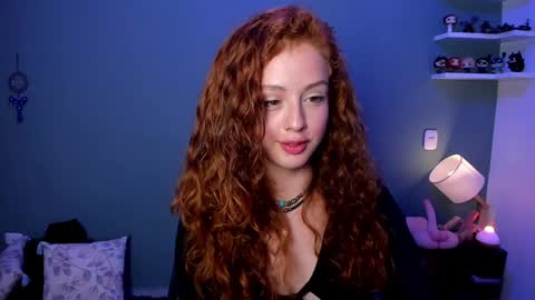 Snapshot of cassandra_caiin chatting on December 26, 10:41 pm Cassie online show from December 26, 10:41 pm