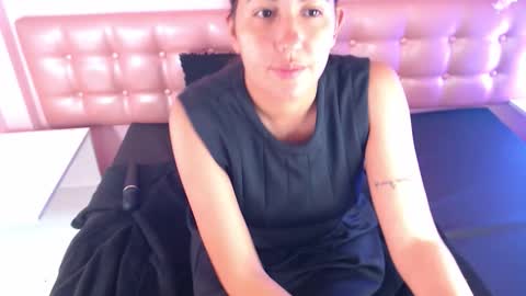 Snapshot of cassandra_ruizz chatting on October 23, 11:22 pm 573215024606 online show from October 23, 11:22 pm