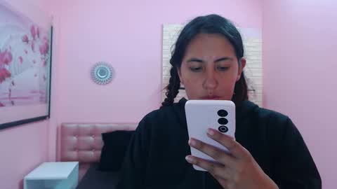 Snapshot of cassandra_ruizz chatting on November 1, 8:13 pm 573215024606 online show from November 1, 8:13 pm