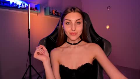 Snapshot of cassiablade1 chatting on January 10, 7:32 pm Seductress Cassia FINDOM AND SADISM NO NUDE online show from January 10, 7:32 pm