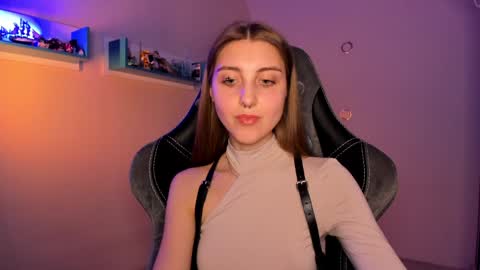 Snapshot of cassiablade1 chatting on January 12, 7:21 pm Seductress Cassia FINDOM AND SADISM NO NUDE online show from January 12, 7:21 pm