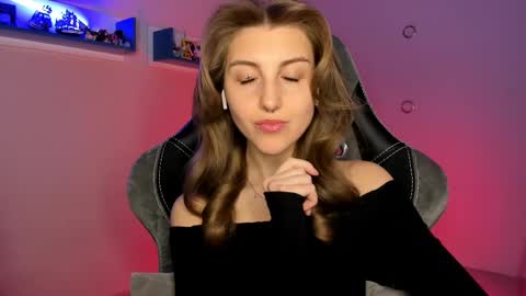 Snapshot of cassiablade1 chatting on March 1, 7:15 pm Seductress Cassia FINDOM AND SADISM NO NUDE online show from March 1, 7:15 pm