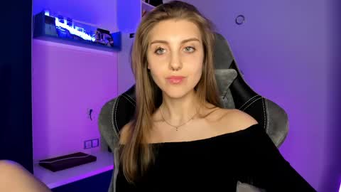 Snapshot of cassiablade1 chatting on March 7, 7:27 pm Seductress Cassia FINDOM AND SADISM NO NUDE online show from March 7, 7:27 pm