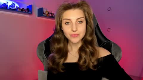 Snapshot of cassiablade1 chatting on March 2, 7:30 pm Seductress Cassia FINDOM AND SADISM NO NUDE online show from March 2, 7:30 pm