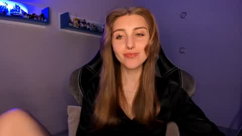 Snapshot of cassiablade1 chatting on February 10, 7:38 pm Seductress Cassia FINDOM AND SADISM NO NUDE online show from February 10, 7:38 pm