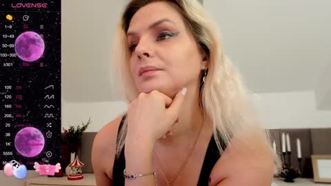 Snapshot of cassidyanne chatting on January 3, 5:06 am cassidyanne online show from January 3, 5:06 am