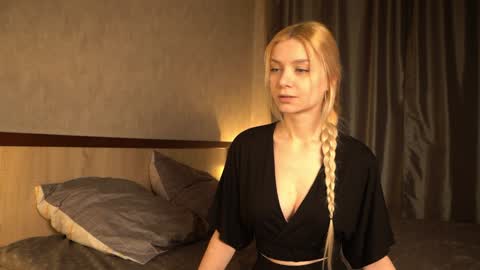 Cassie online show from January 5, 9:14 pm