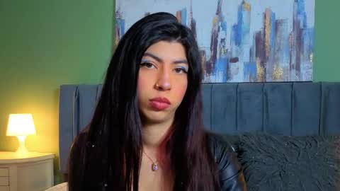 cassie_bloom online show from April 29, 4:05 am