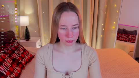 Cassie online show from December 6, 9:01 pm