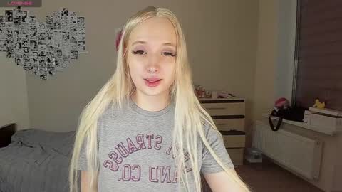 Cassie Rosss online show from December 31, 3:34 am