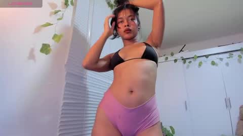 cASSie online show from December 16, 1:31 am